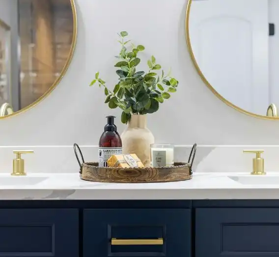 Minimal Bathroom Accessories