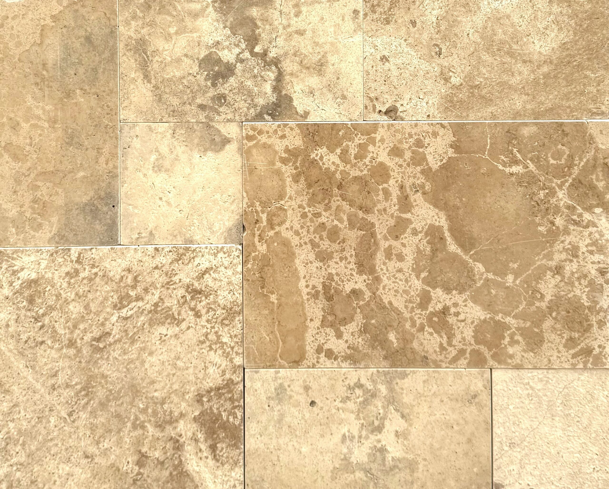 Duomo French Pattern Tumbled Travertine Paver 8960