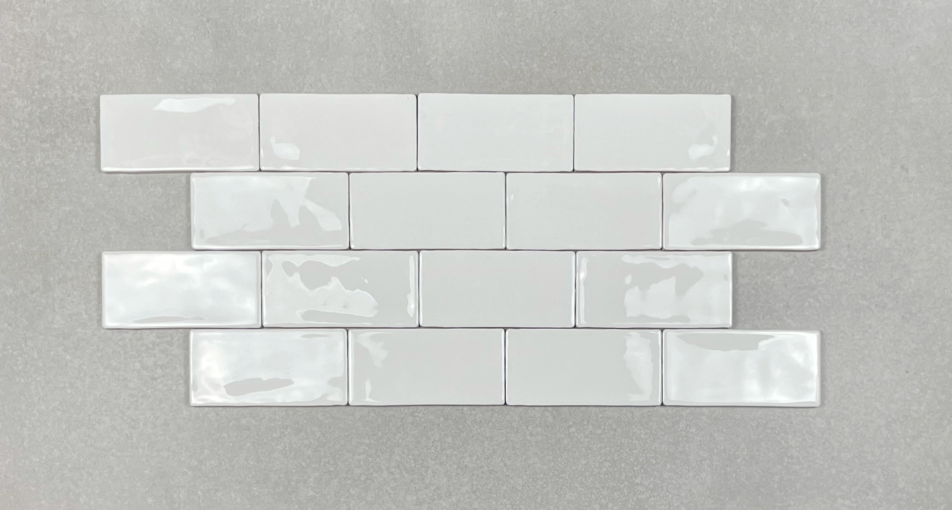 New England Wavy White Gloss Ceramic Wall Tile 4291