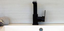 Black Tapware
