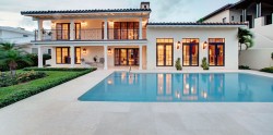 Outdoor Travertine Tiles