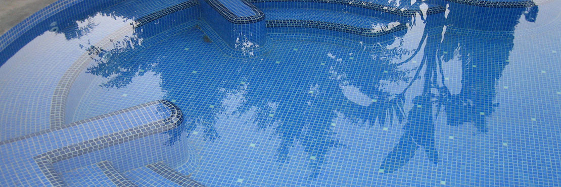 Pool Tiles Things To Consider Before, Clearance Glass Pool Tile